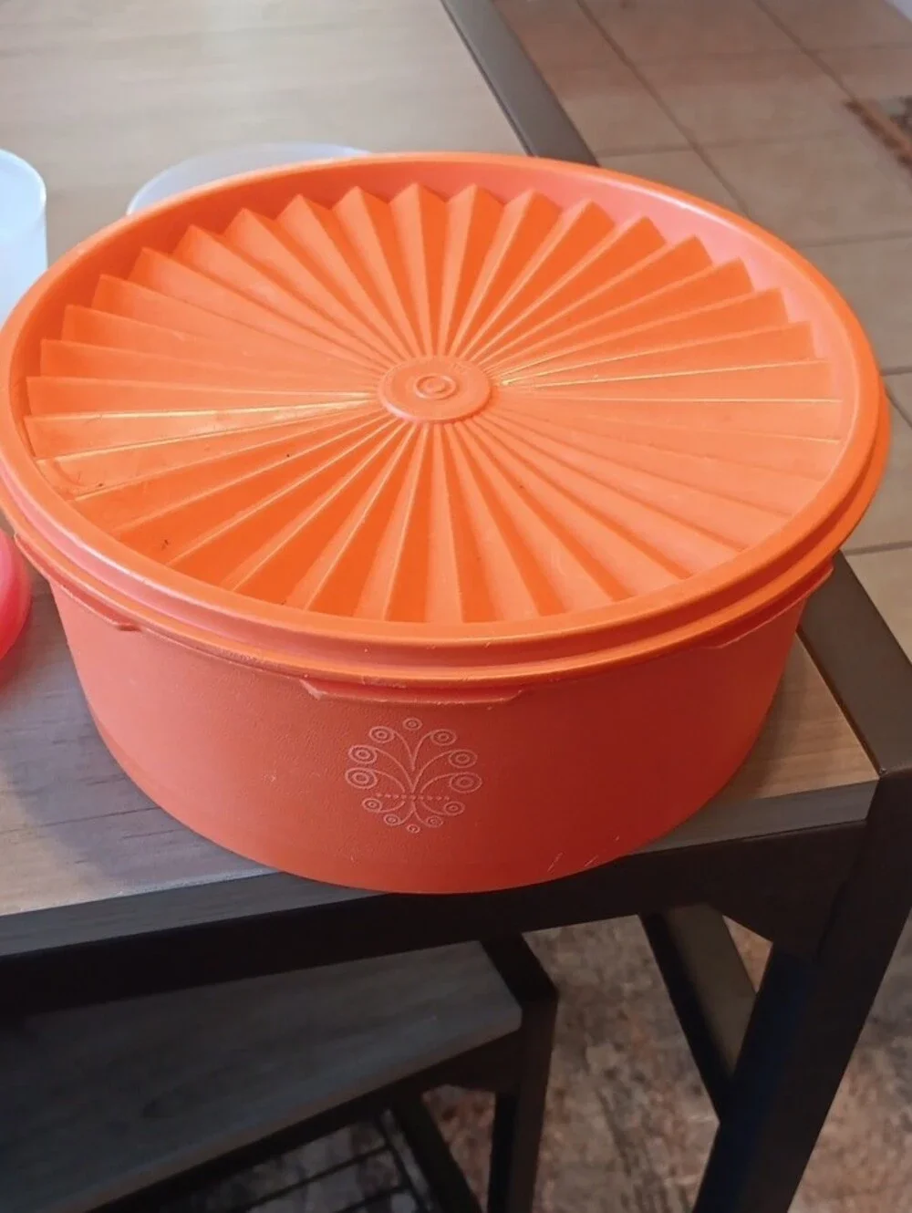 Tupperware vintage one